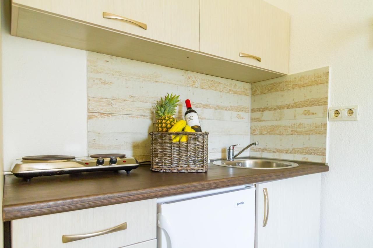Belane Apartments Tivat Exterior photo