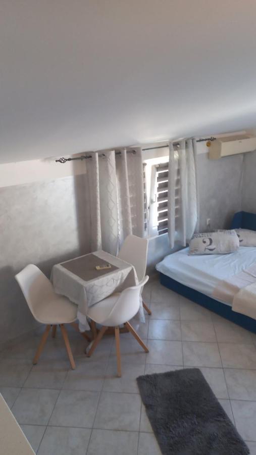 Belane Apartments Tivat Exterior photo