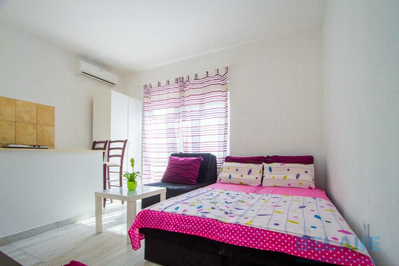 Belane Apartments Tivat Exterior photo