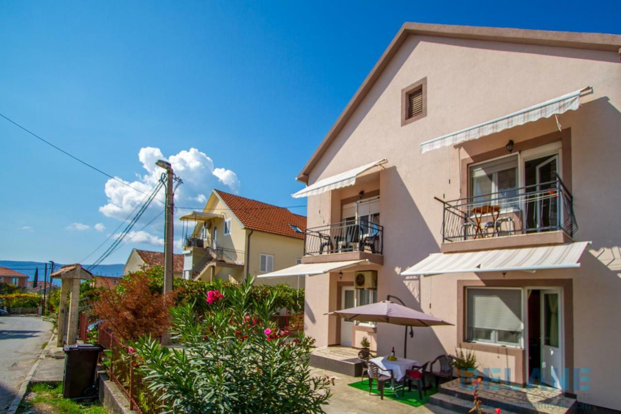 Belane Apartments Tivat Exterior photo